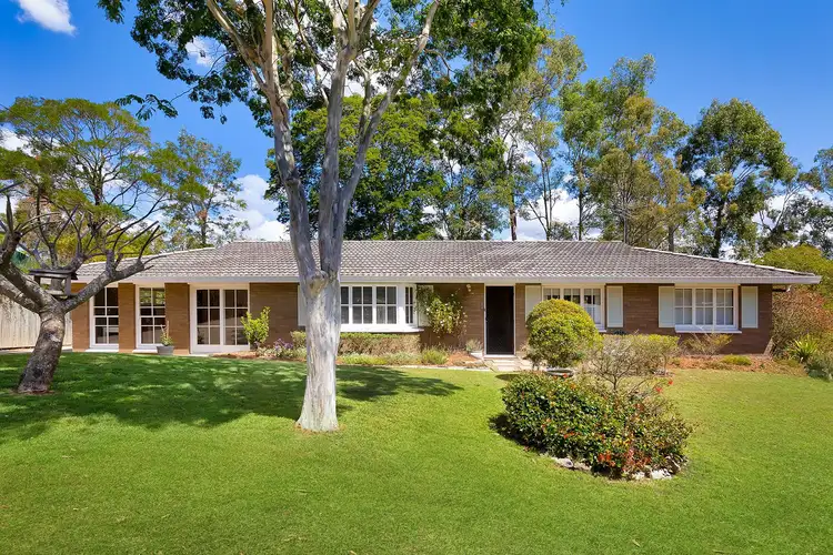 20 Moonlight Street, Kenmore QLD 4069