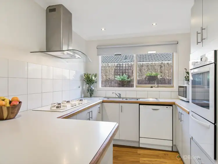 Fifth view of Homely house listing, 8 Harwood Court, Berwick VIC 3806