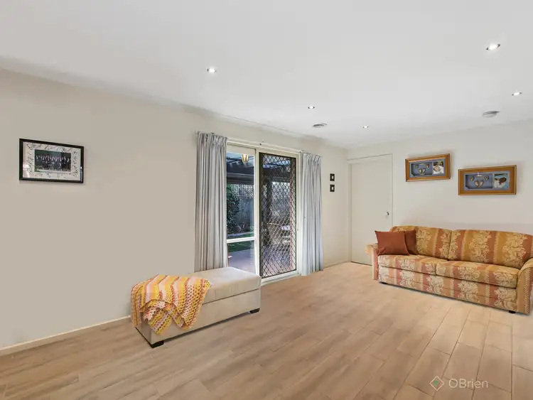 Sixth view of Homely house listing, 8 Harwood Court, Berwick VIC 3806