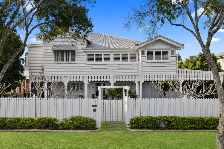 33 Dennis Street, Grange QLD 4051