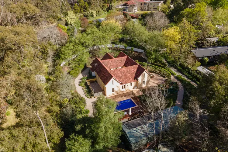 6 Tingaling Grove, Stirling SA 5152