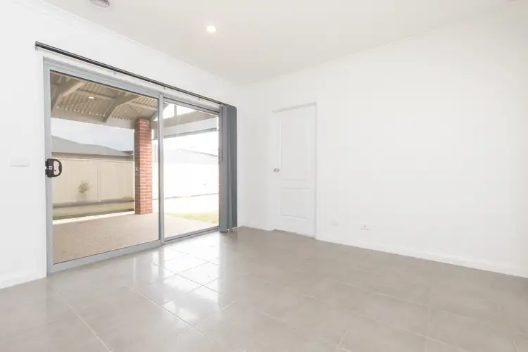 Fifth view of Homely house listing, 2 Karalanza Drive, Mildura VIC 3500