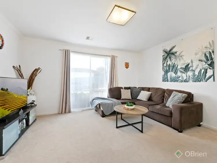 Second view of Homely house listing, 6 Snow Gum Court, Pakenham VIC 3810