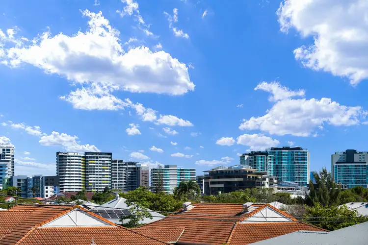Main view of Homely townhouse listing, 3/24 Windsor Street, Hamilton QLD 4007
