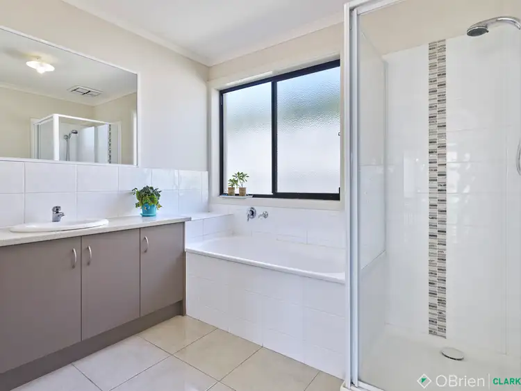 Sixth view of Homely house listing, 58 Summerhill Boulevard, Drouin VIC 3818