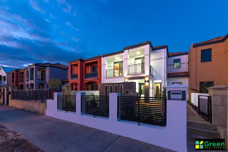 42 Westview Parade, Wannanup WA 6210