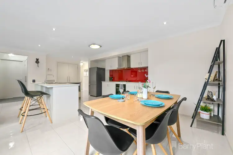 Fourth view of Homely house listing, 28 Cranbrook Circuit, Officer VIC 3809