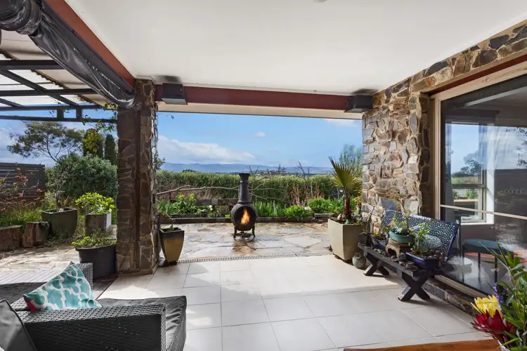 5 Pindara Place, Gisborne VIC 3437