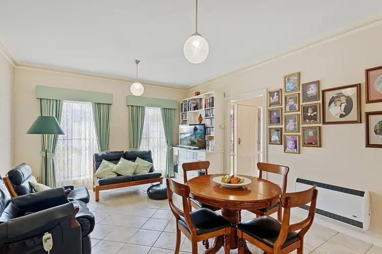 Fifth view of Homely house listing, 2/2 Kaye Crescent, Kennington VIC 3550