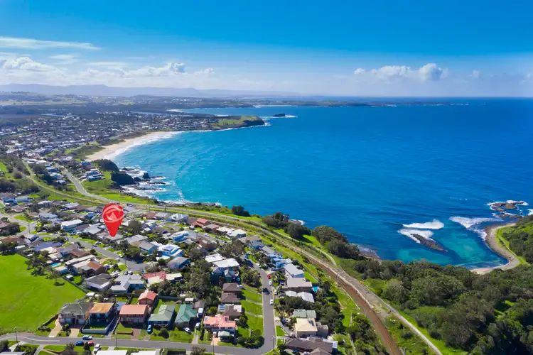 12 Bass Street, Kiama Downs NSW 2533