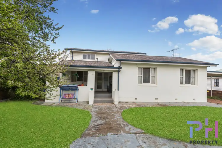 Main view of Homely house listing, 15 Oak Street, Eaglehawk VIC 3556
