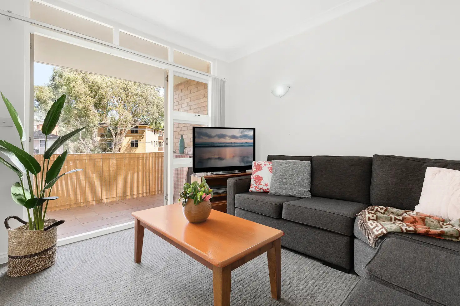 Main view of Homely apartment listing, 4/10 Grafton Crescent, Dee Why NSW 2099