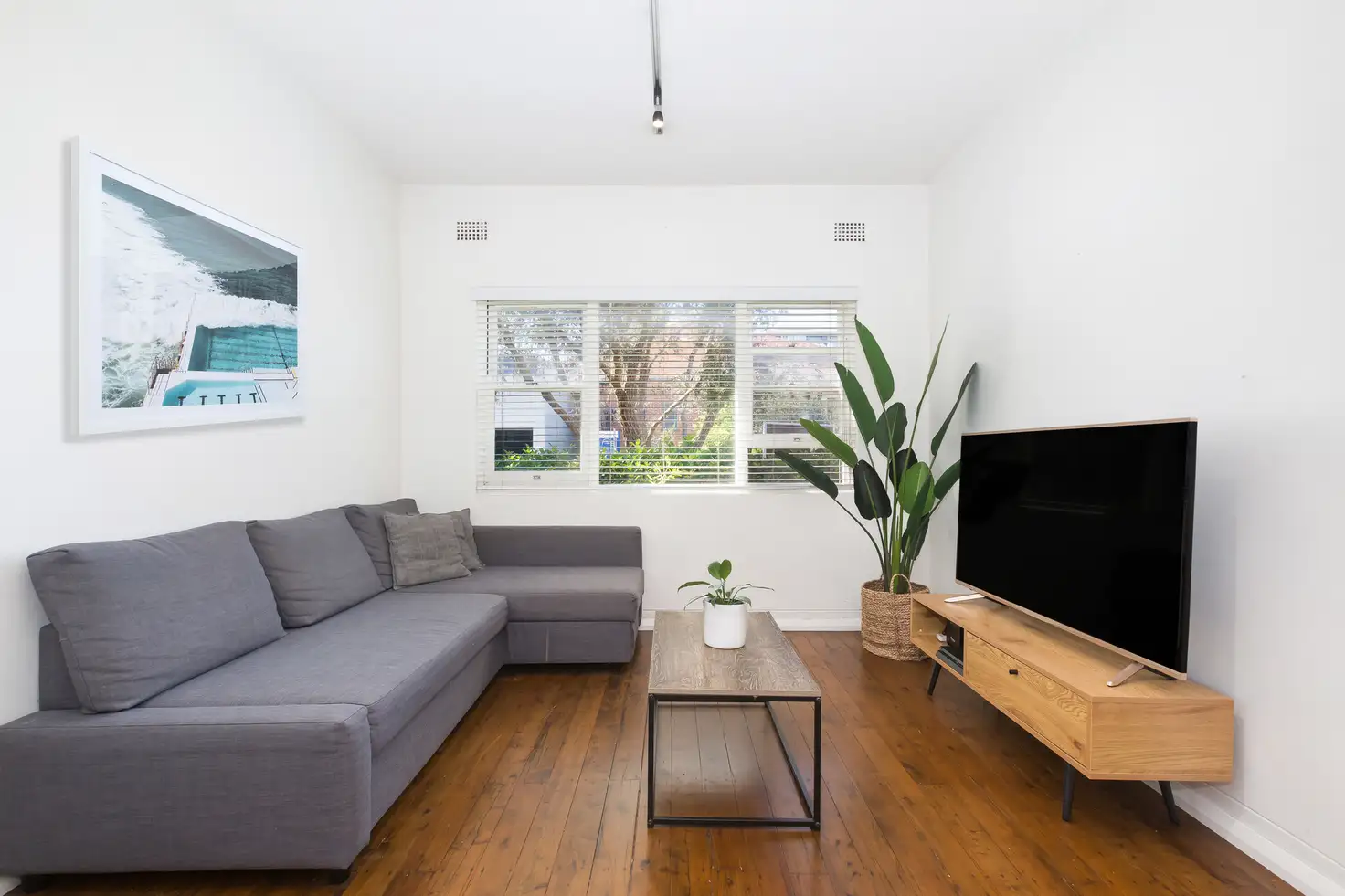 Main view of Homely apartment listing, 2/3 Wilbar Avenue, Cronulla NSW 2230