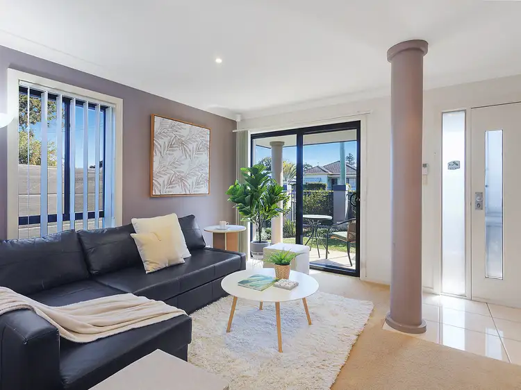 1/2 Pacific Avenue, Ettalong Beach NSW 2257
