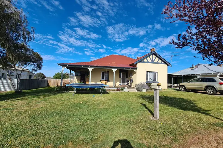 4 Britannia Street, Katanning WA 6317