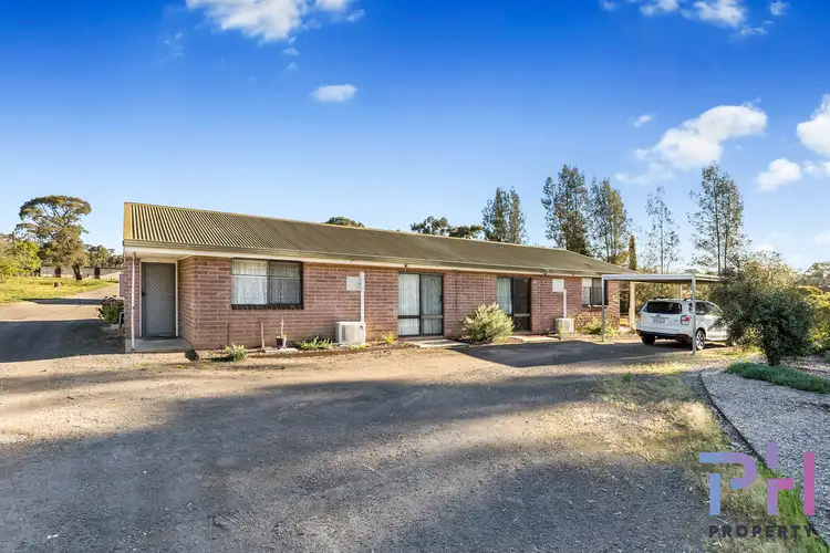 1&2/58 Golf Course Road, Ascot VIC 3551