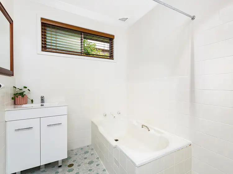 Sixth view of Homely house listing, 317 Farmborough Road, Farmborough Heights NSW 2526