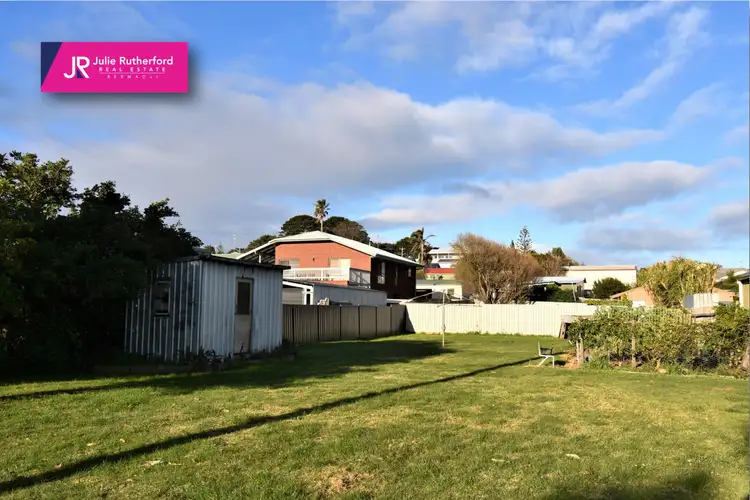 11 Bunga Street, Bermagui NSW 2546
