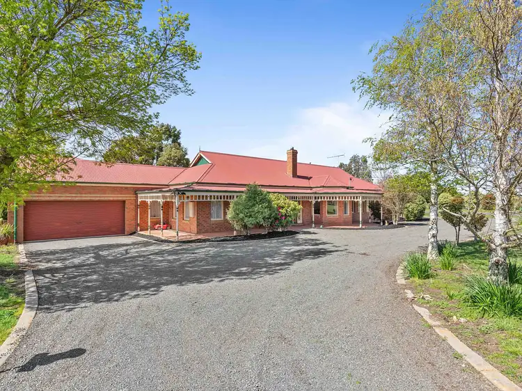 29 Bank Street, Ballan VIC 3342
