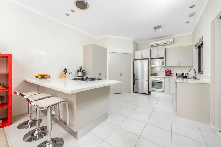 14/2 Sexton Street, Cook ACT 2614