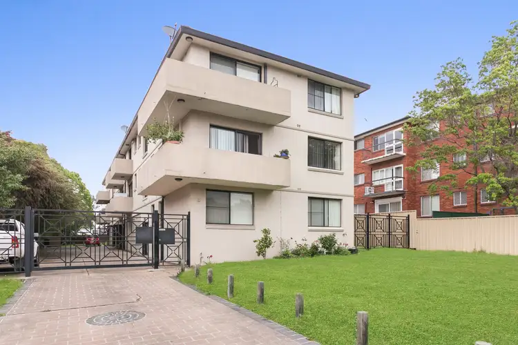 9/2 Calliope Street, Guildford NSW 2161