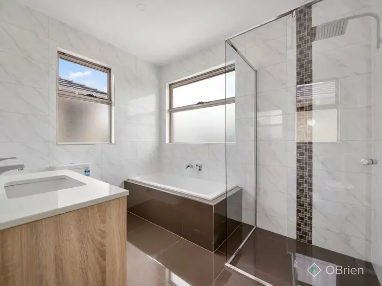 Sixth view of Homely townhouse listing, 4/42 Buchanan Road, Berwick VIC 3806