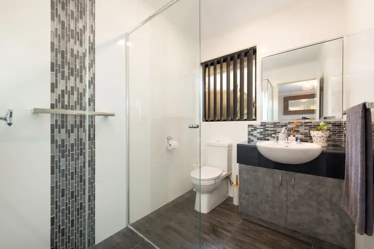 Seventh view of Homely house listing, 22 Samantha Terrace, Wodonga VIC 3690