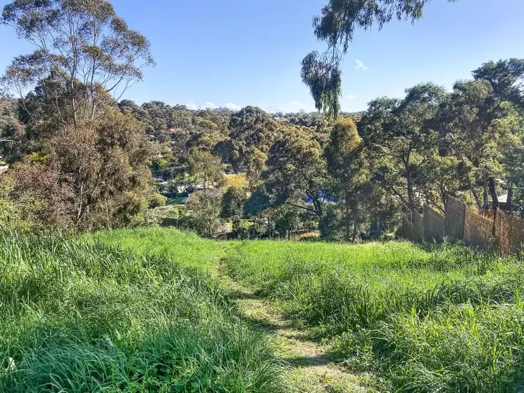 25 Fairview Crescent, Diamond Creek VIC 3089