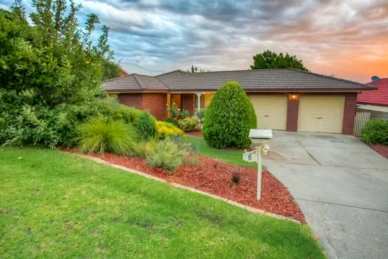 Main view of Homely house listing, 5 Chelsea Court, West Albury NSW 2640