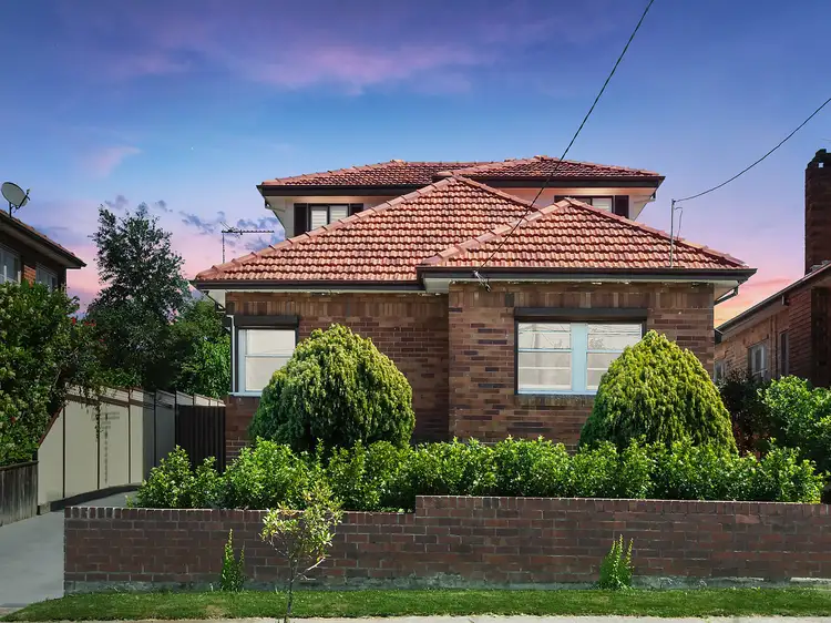 11 Howard Street, Canterbury NSW 2193