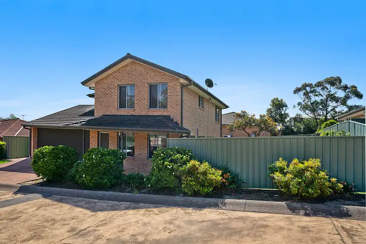 17/4 Angophora Drive, Warabrook NSW 2304