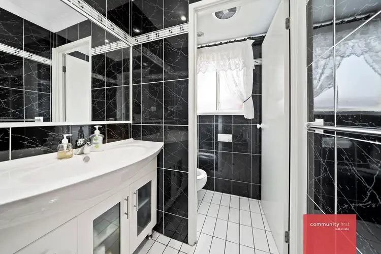 Sixth view of Homely house listing, 27 Francisco Crescent, Rosemeadow NSW 2560