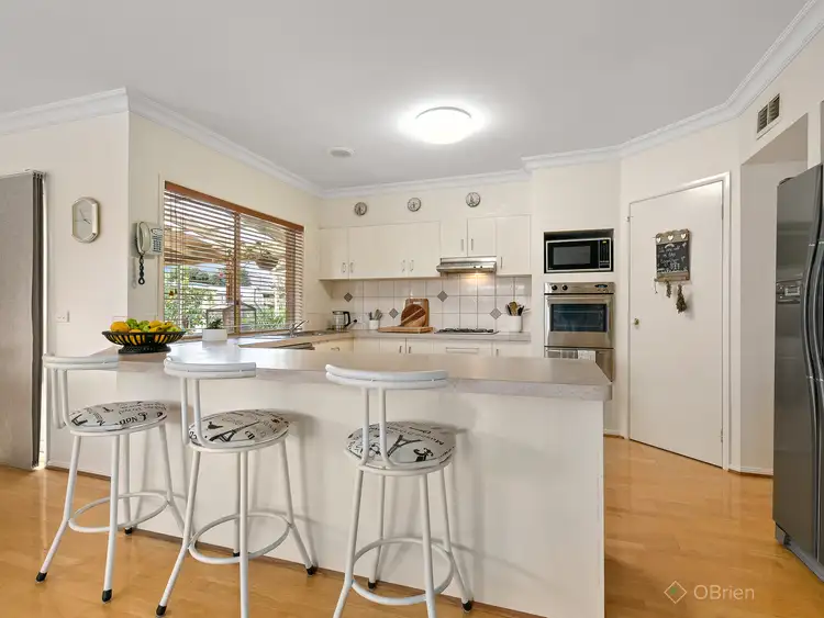 Sixth view of Homely house listing, 7 Keswick Court, Narre Warren South VIC 3805