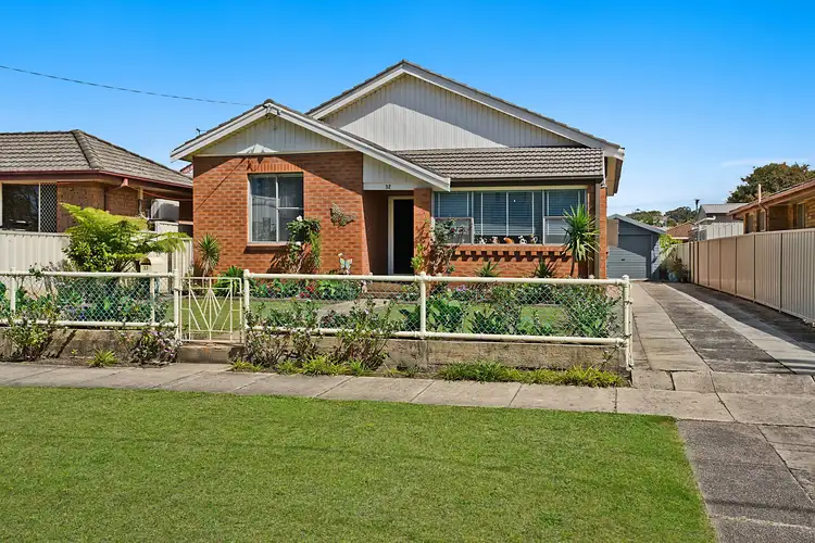 Main view of Homely house listing, 32 Avon Street, Mayfield NSW 2304