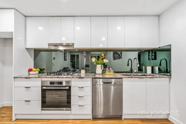 Fifth view of Homely apartment listing, 4/3 Wimport Street, Heidelberg VIC 3084