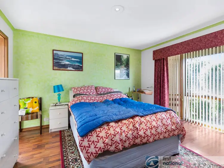 Fifth view of Homely house listing, 4 Melissa Court, Hampton Park VIC 3976
