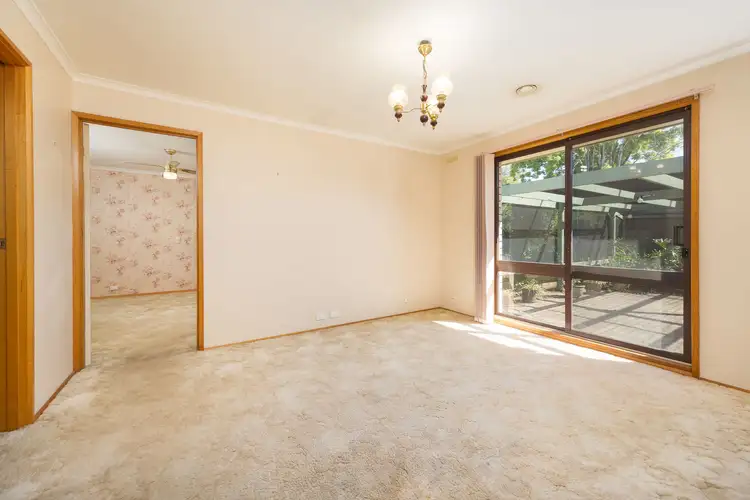 Fifth view of Homely house listing, 8 Bourke Crescent, Wodonga VIC 3690