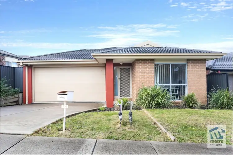 14 Taunton Drive, Pakenham VIC 3810