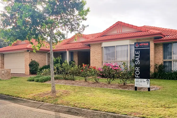 14 Moonraker Street, Clear Island Waters QLD 4226