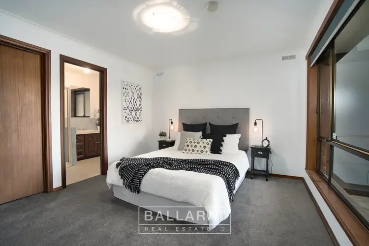 Fifth view of Homely house listing, 4 Webbcona Parade, Wendouree VIC 3355