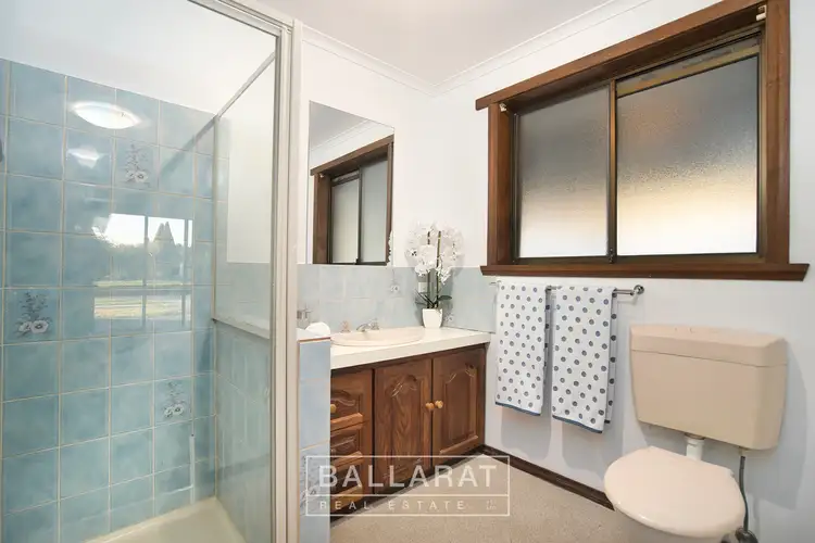 Sixth view of Homely house listing, 4 Webbcona Parade, Wendouree VIC 3355