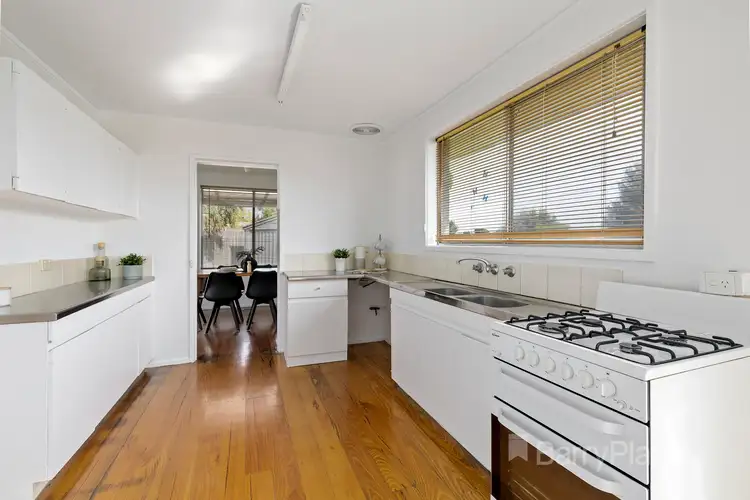 Fifth view of Homely house listing, 6 Nevis Court, Bundoora VIC 3083