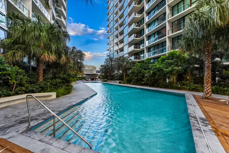 30911/24 Stratton Street, Newstead QLD 4006