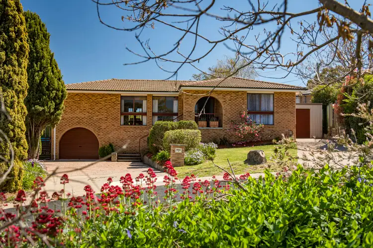 5 Brentnall Place, Fadden ACT 2904
