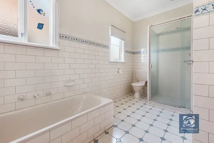 Sixth view of Homely house listing, 2/8 Moore Street, Echuca VIC 3564