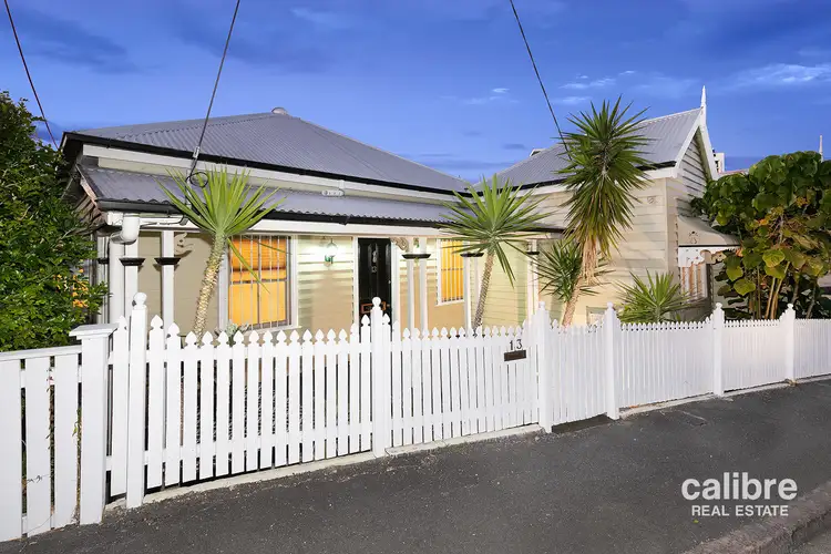 13 York Parade, Spring Hill QLD 4000