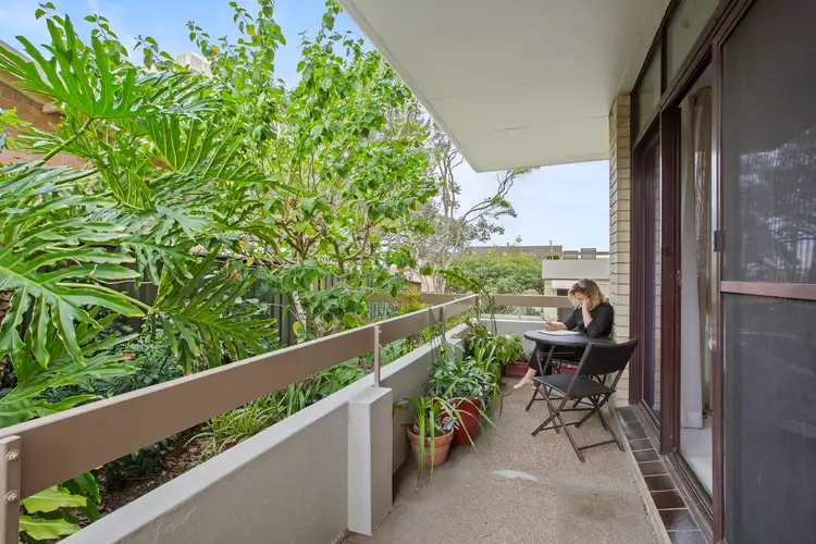 Main view of Homely apartment listing, 10/3-5 Hilltop Crescent, Fairlight NSW 2094