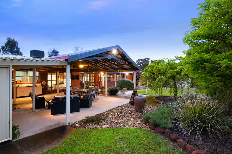 13 Rathbones Lane, Maiden Gully VIC 3551