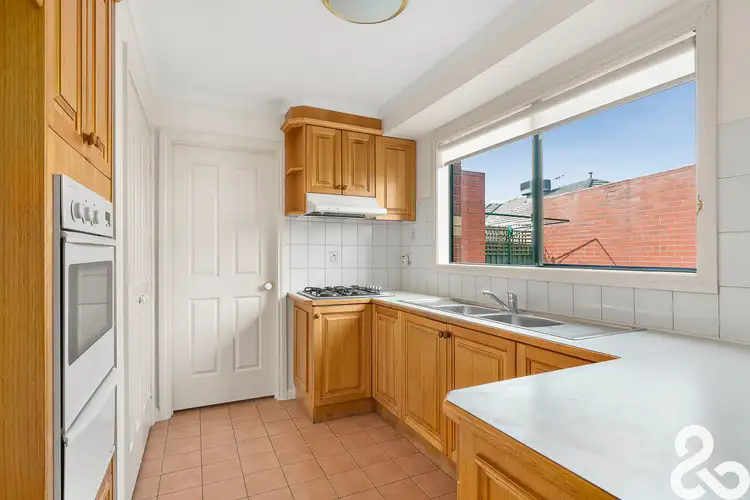 Fifth view of Homely house listing, 2 Pivot Place, Mill Park VIC 3082