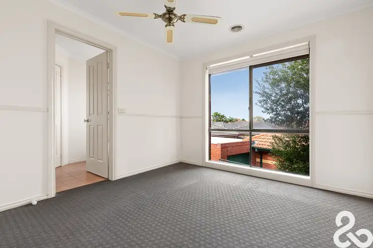 Sixth view of Homely house listing, 2 Pivot Place, Mill Park VIC 3082